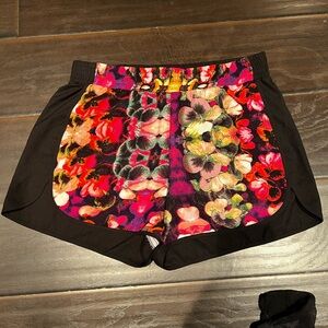 fab'rik Floral Women's Athletic Shorts - Black and Multicolor
